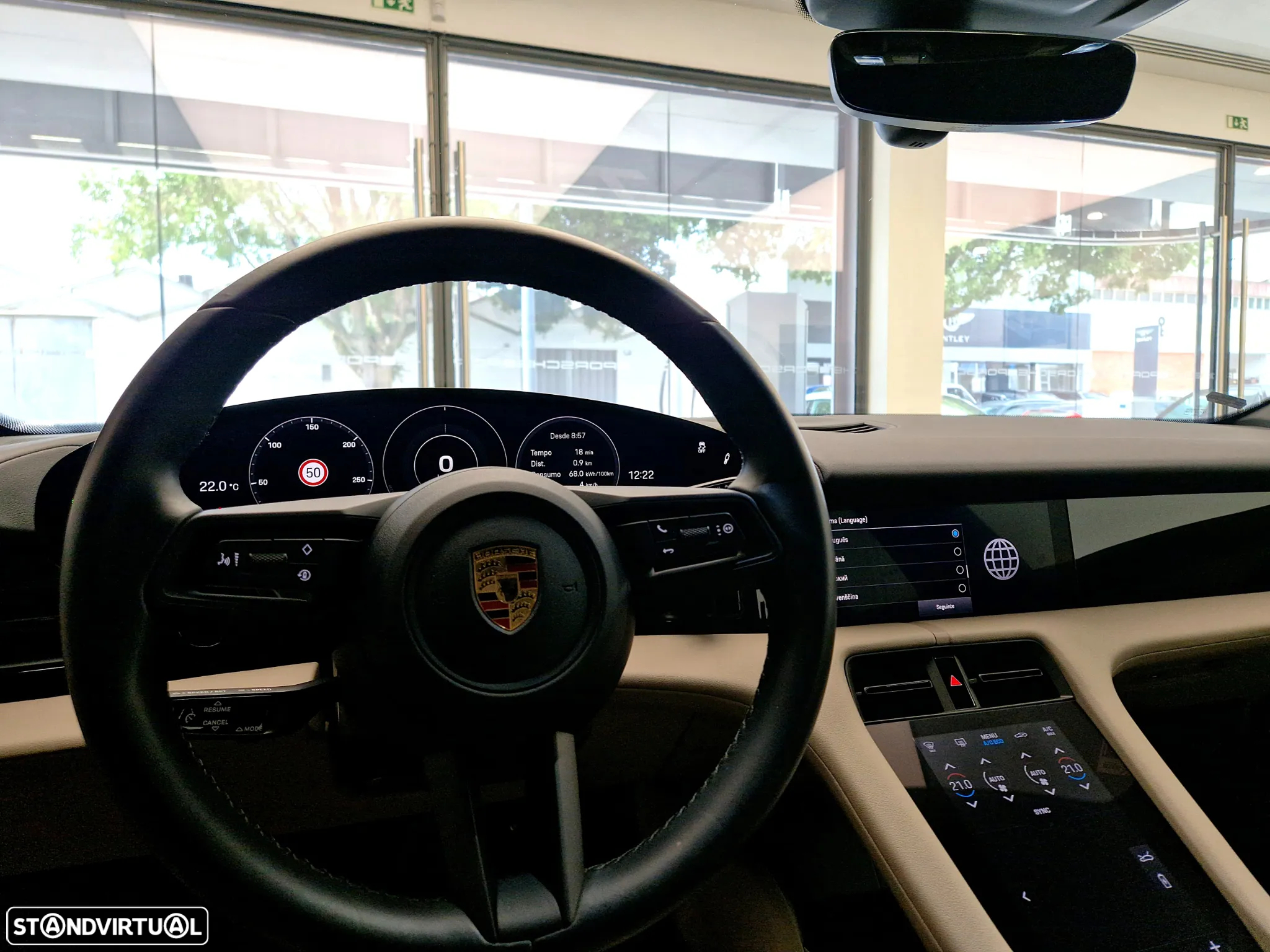 Porsche Taycan Standard - 18