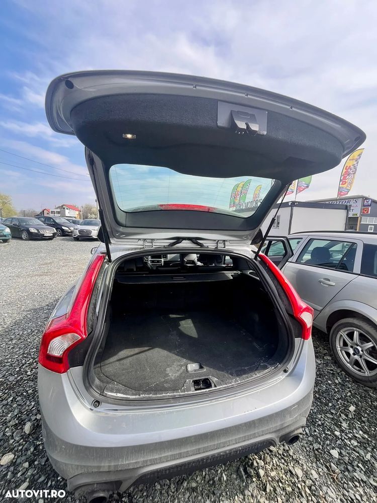 Volvo V60 - 17