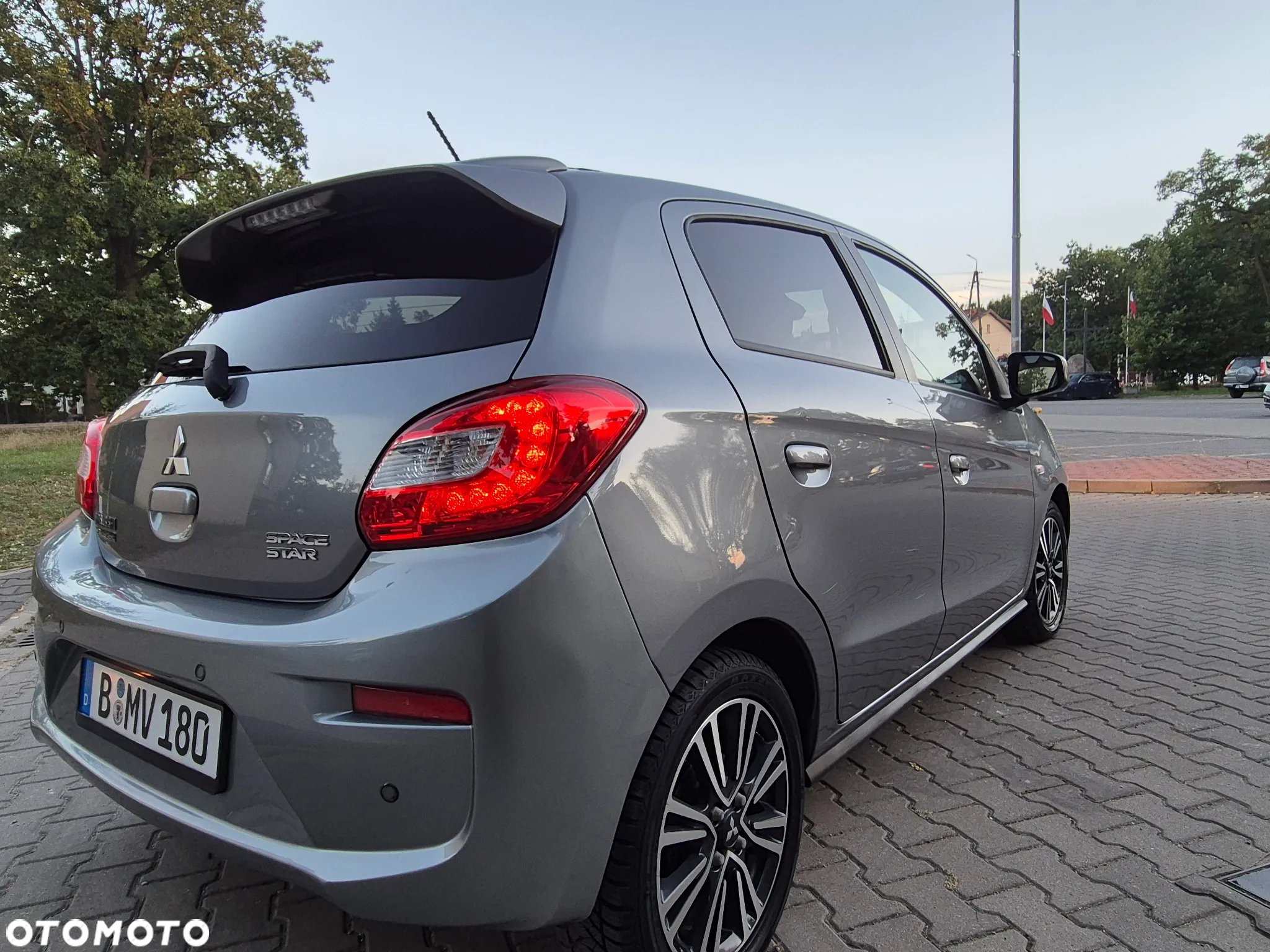 Mitsubishi Space Star 1.2 Clear Tec Color - 16