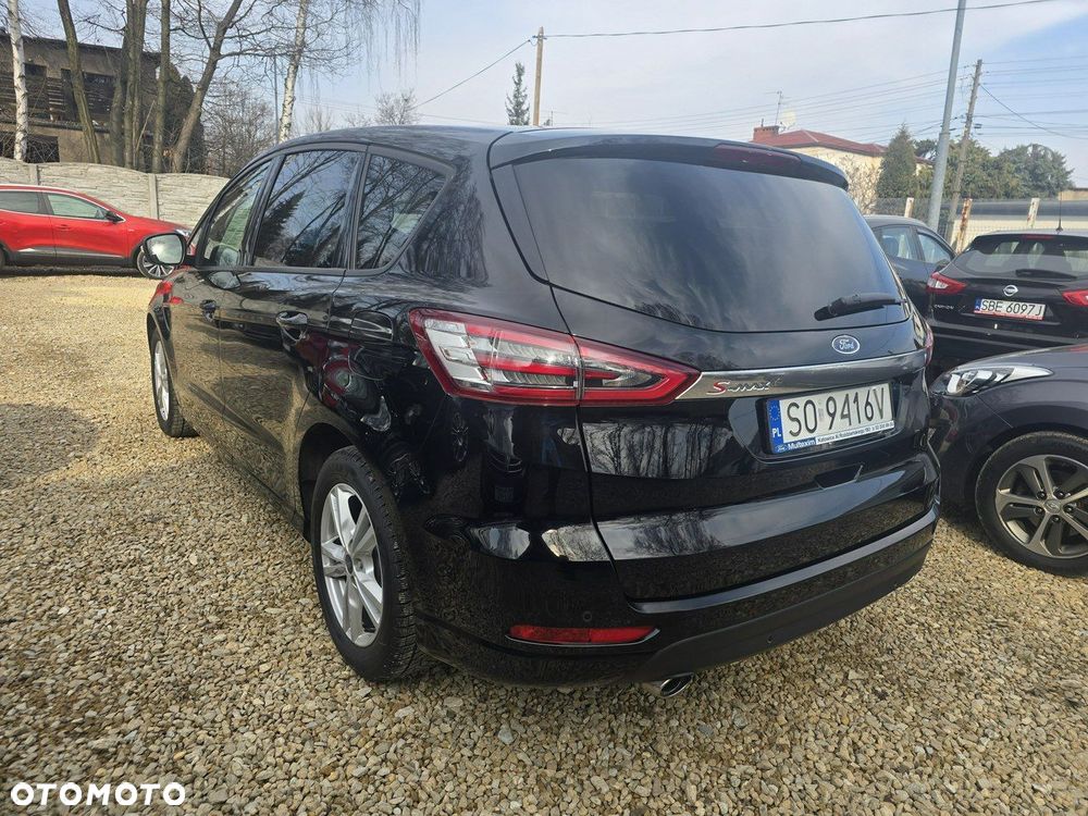 Ford S-Max - 33