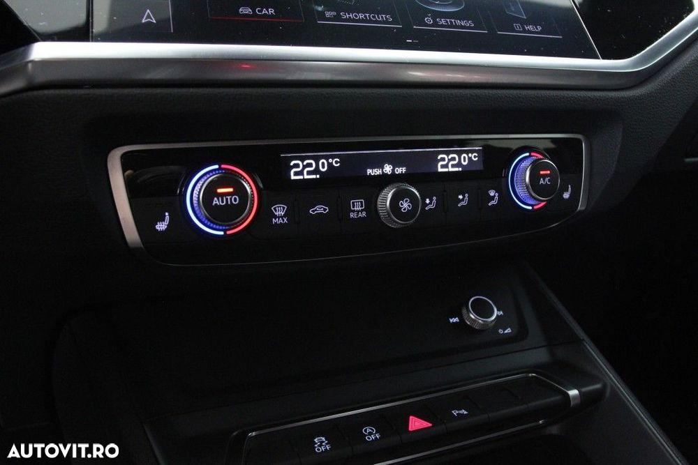 Audi Q3 - 11