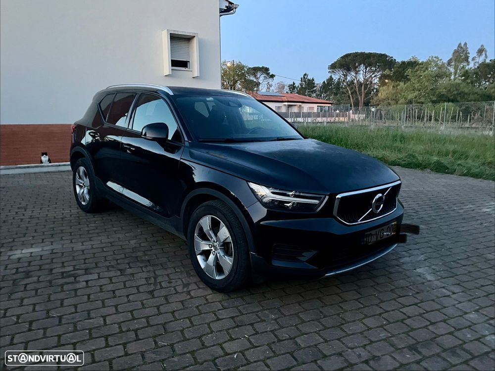 Volvo XC 40 2.0 D3 Momentum Geartronic - 1