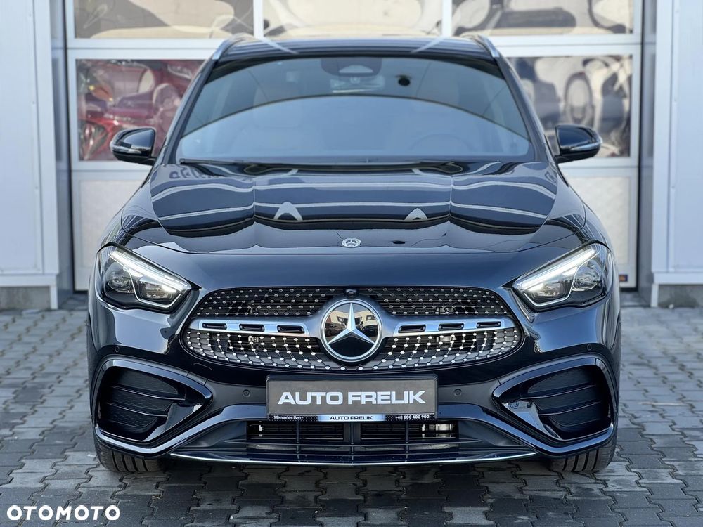 Mercedes-Benz GLA 200 AMG Line - 4