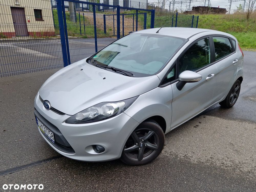 Ford Fiesta 1.4 Champions Edition - 1