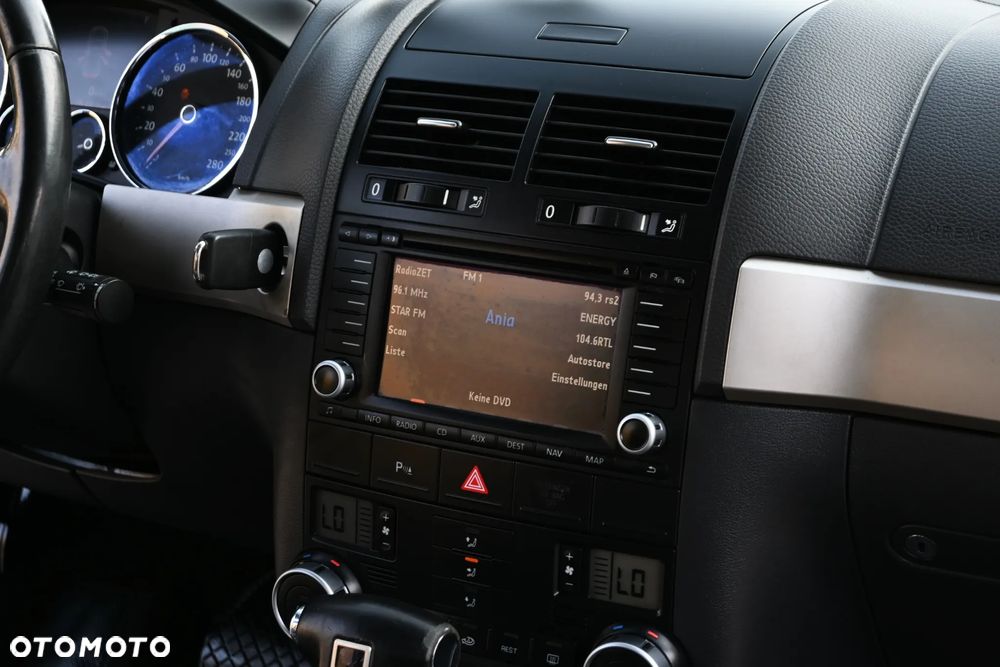 Volkswagen Touareg 3.0 V6 TDI DPF Automatik - 26