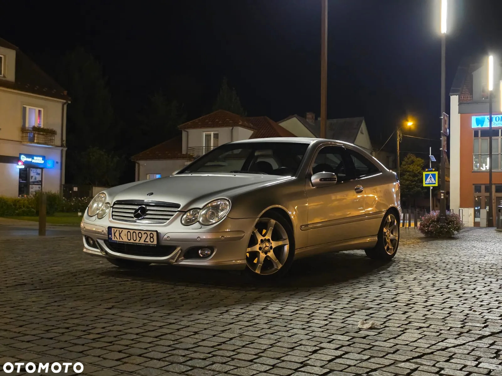 Mercedes-Benz Klasa C 230 Sportcoupe Sport Edition - 2