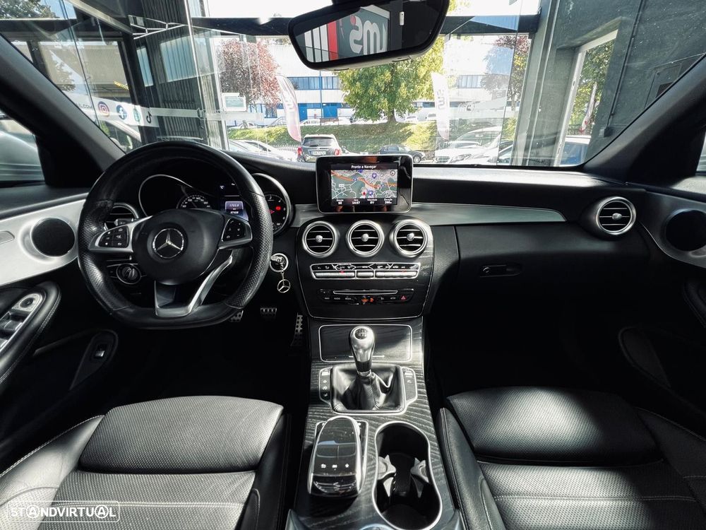 Mercedes-Benz C 220 d Cabrio AMG Line - 25