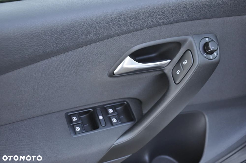 Volkswagen Polo 1.6 TDI DSG MATCH - 13