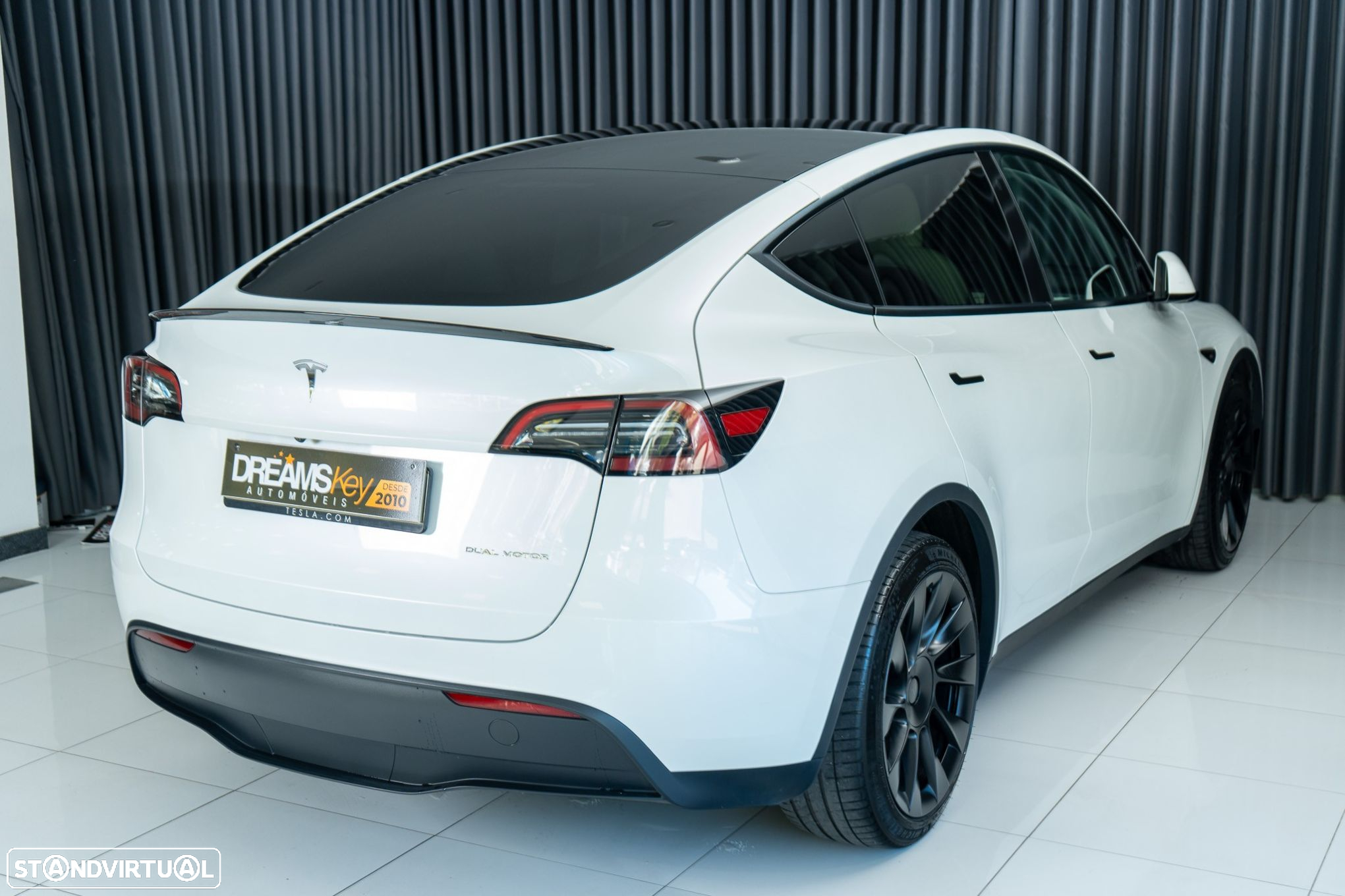 Tesla Model Y Long Range Tração Integral - 4