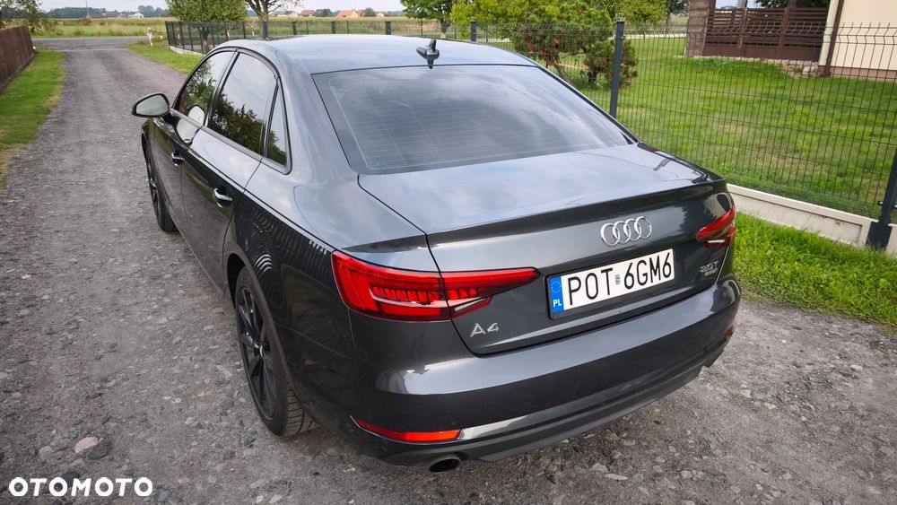 Audi A4 Limousine 2.0 TFSI ultra S tronic - 10