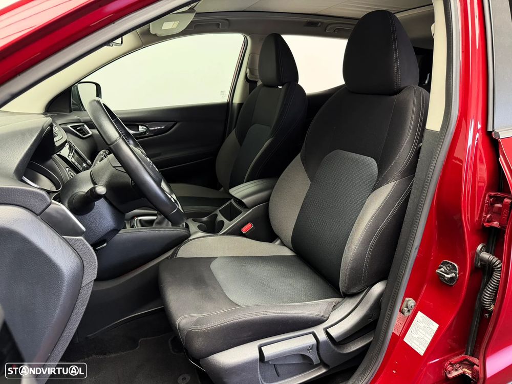 Nissan Qashqai 1.3 DIG-T N-Connecta LED+SKY - 9