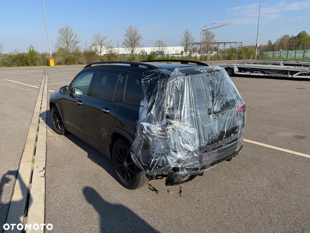 Mercedes-Benz GLB 200 d 4Matic 8G-DCT AMG Line - 11
