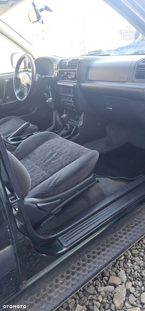 Opel Frontera - 9