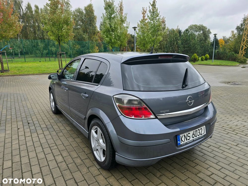 Opel Astra 1.6 Sport - 10