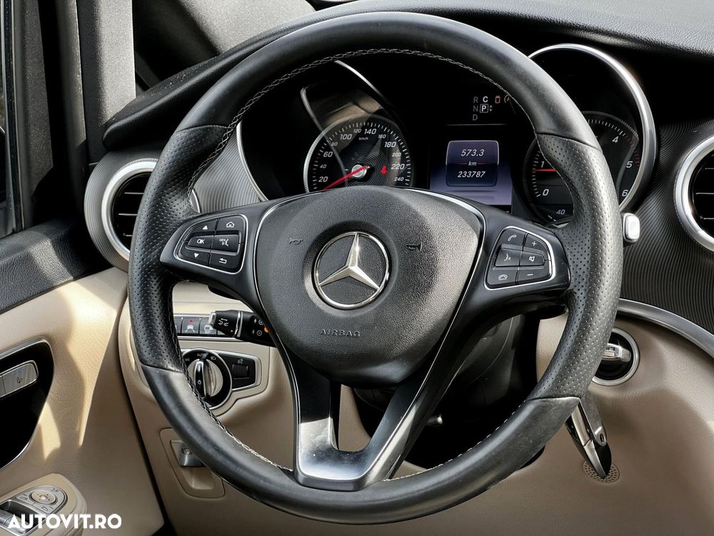 Mercedes-Benz V - 11