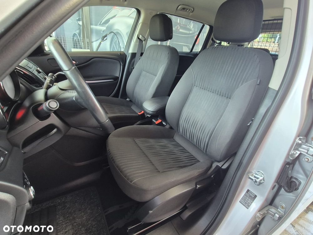 Opel Zafira Tourer 1.4 Turbo Business Innovation - 26