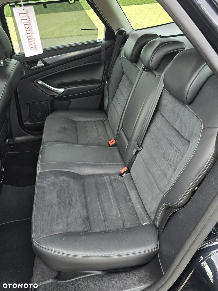 Ford Mondeo - 23