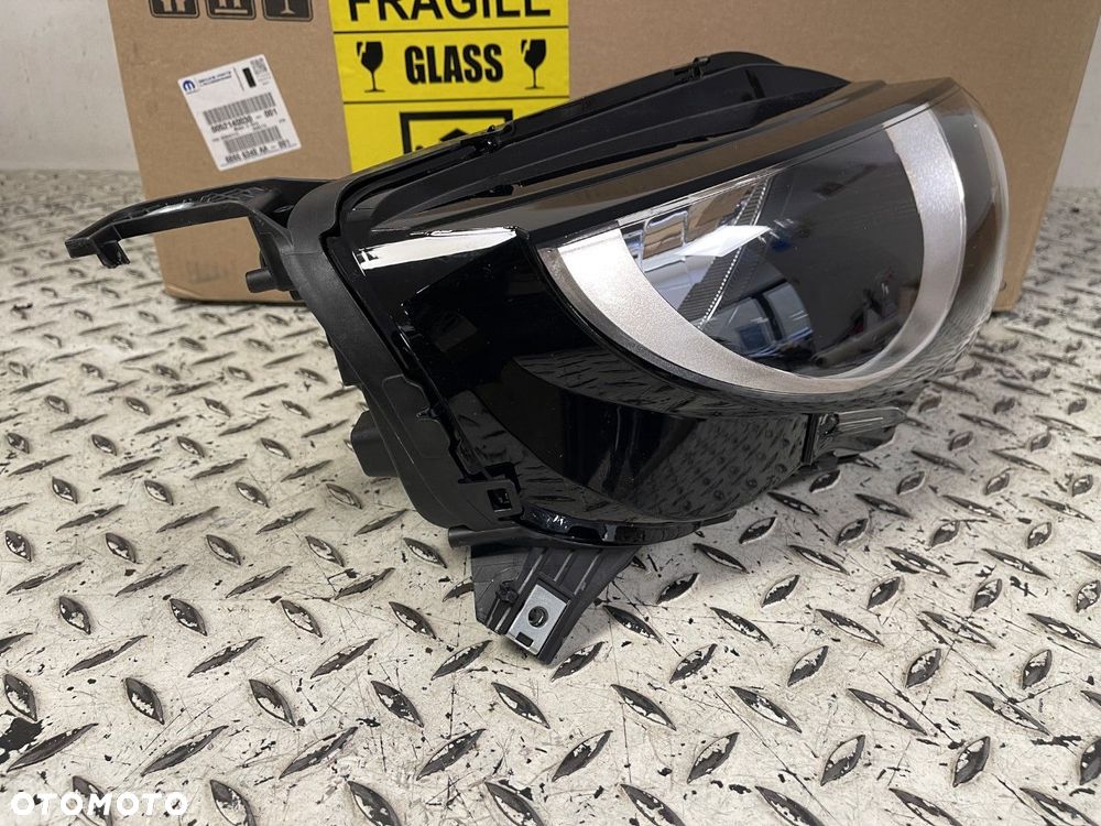 NOWA ORYGINALNA LAMPA PRAWA PRZÓD FIAT 500e 20-26 KOMPLETNA EUROPA 521400300 52140030 68656340AA - 6