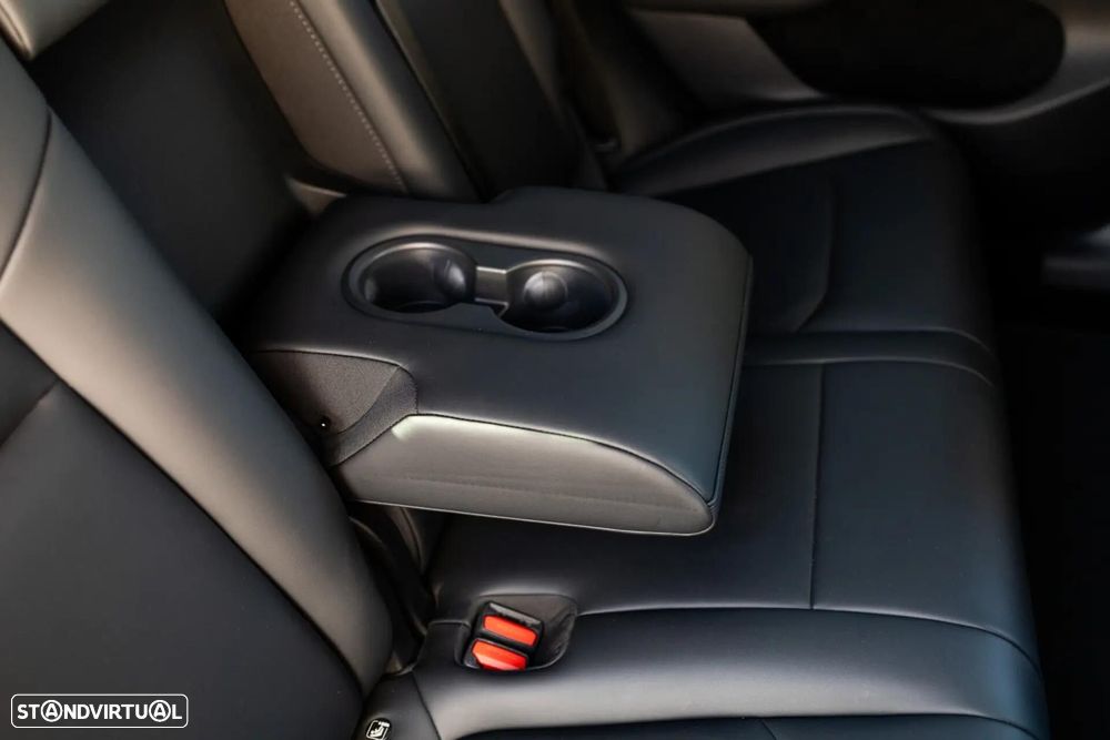 Tesla Model Y Standard - 12