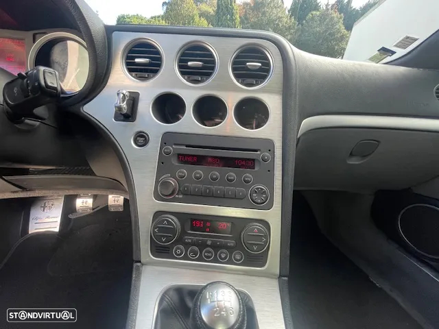 Alfa Romeo Spider - 34