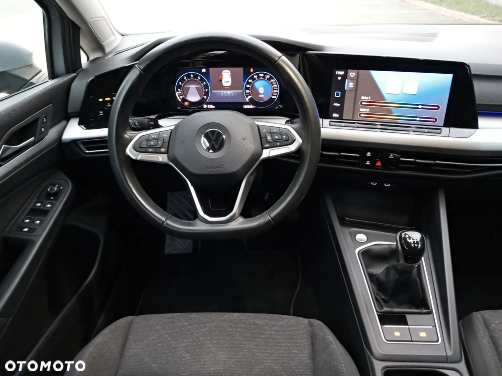 Volkswagen Golf VIII 1.5 TSI EVO Life - 26