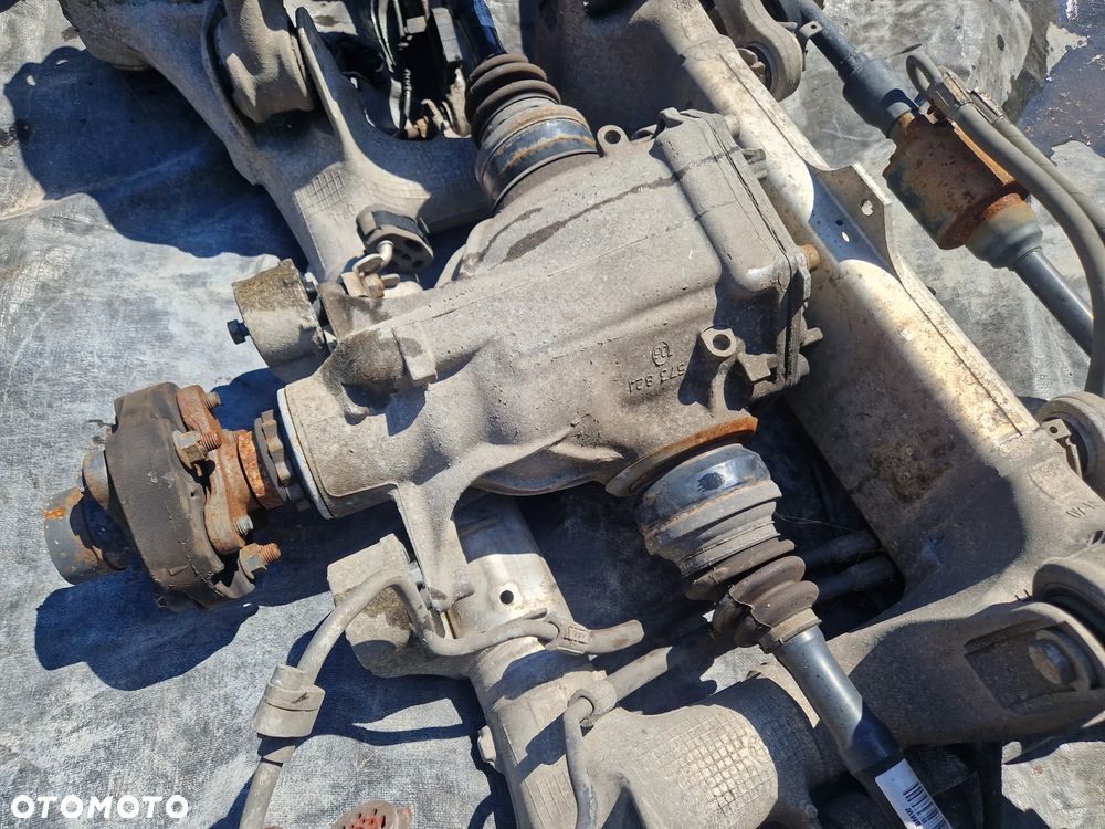 BMW f10 530d 550d Most tylny 7630828 2,81 - 1