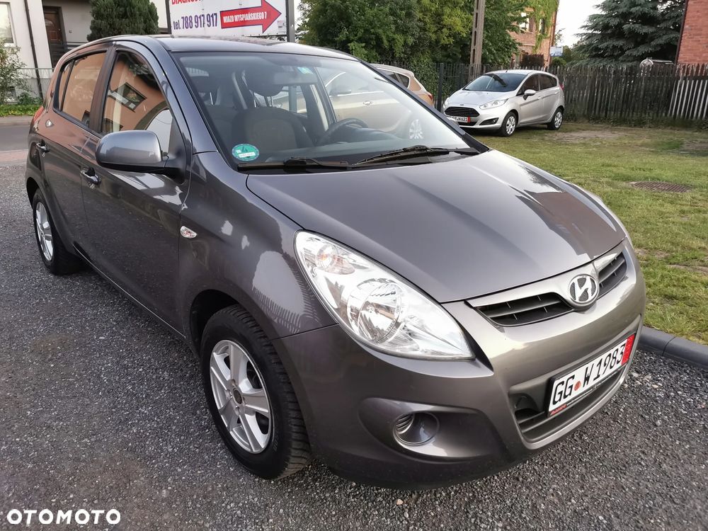 Hyundai i20 1.2 Comfort EU5 - 4