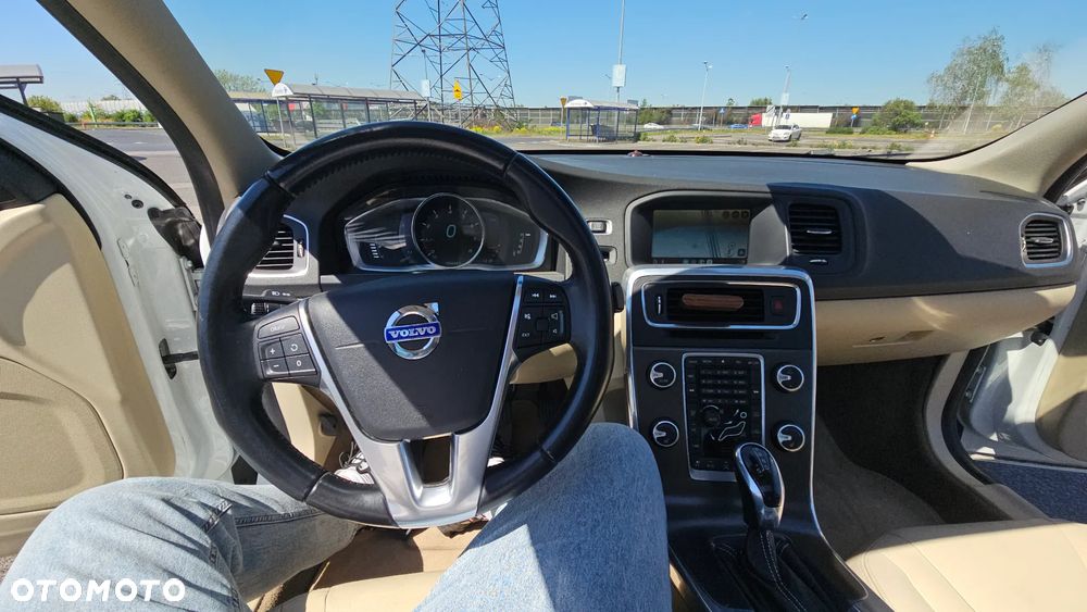 Volvo S60 T5 Geartronic - 15