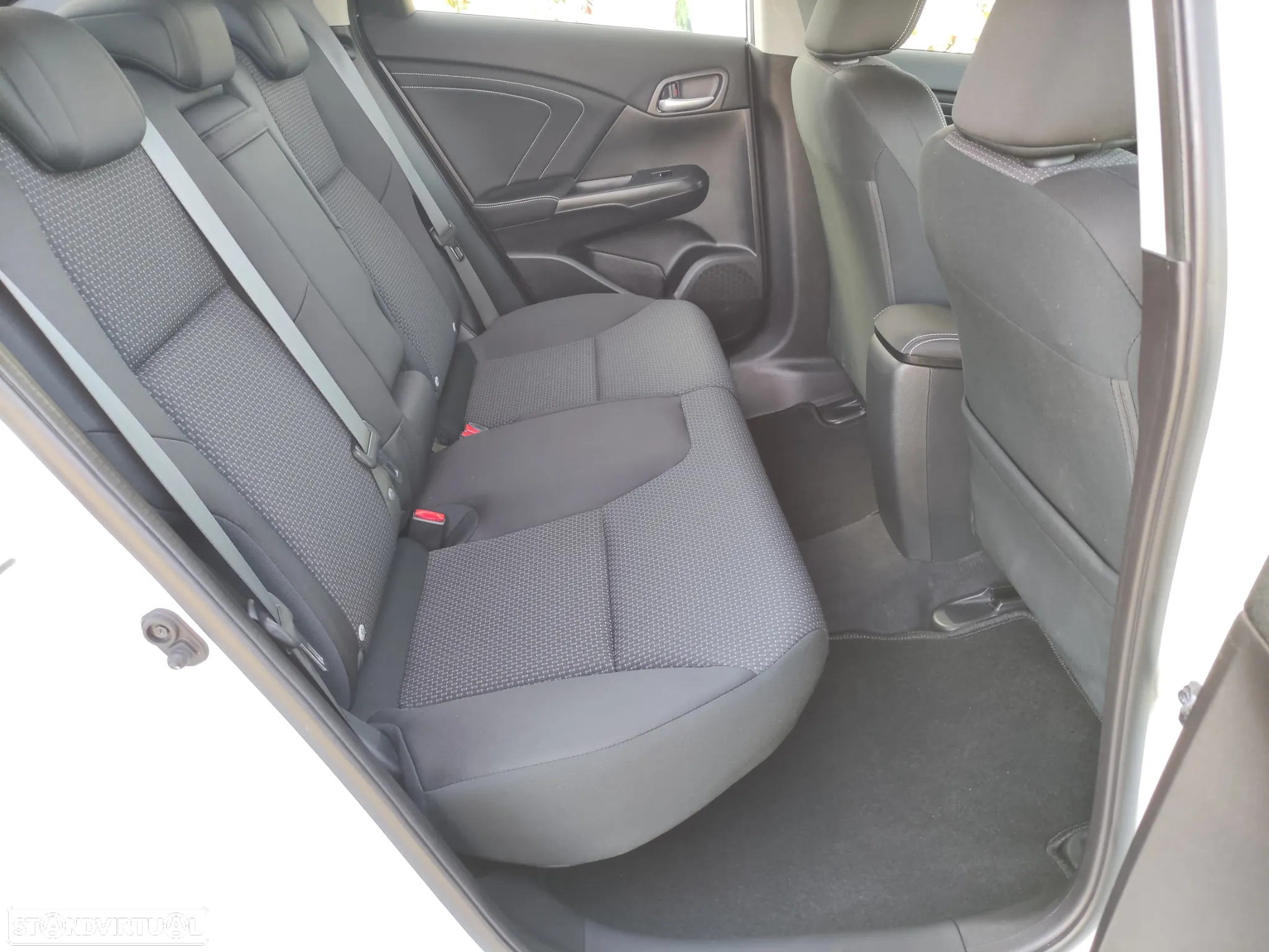 Honda Civic 1.6 i-DTEC Elegance - 11