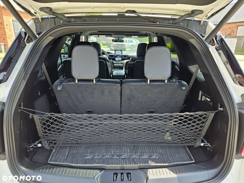 Ford Explorer - 12