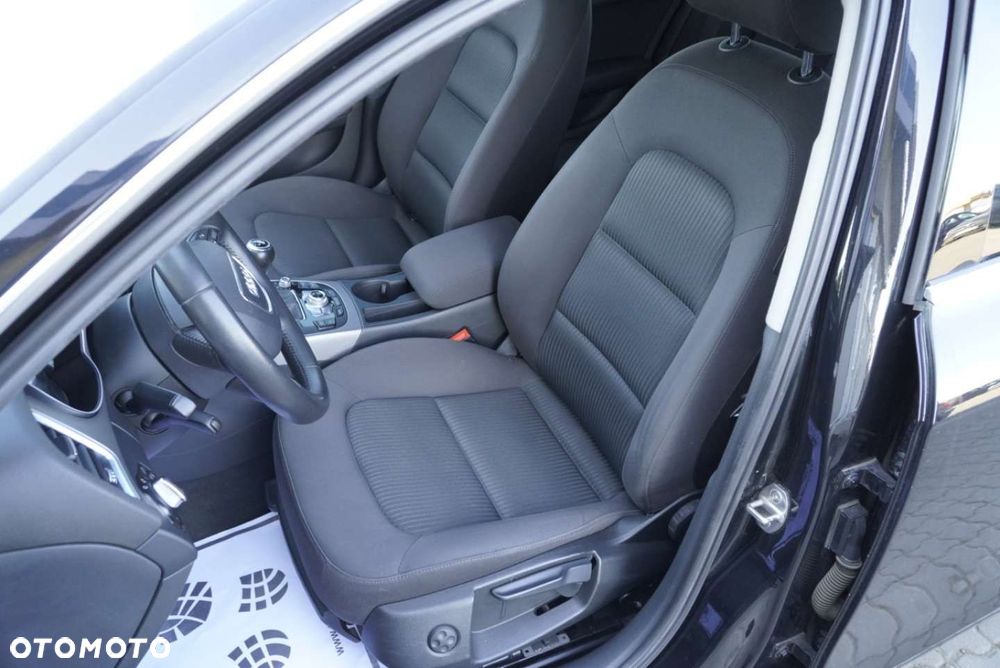 Audi A4 Avant 2.0 TDI DPF Attraction - 13