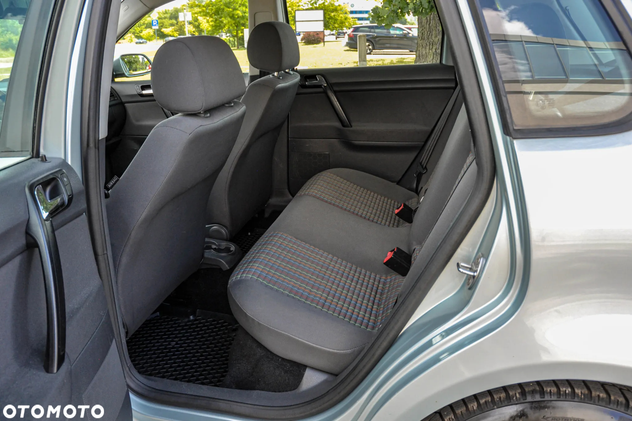 Volkswagen Polo - 8