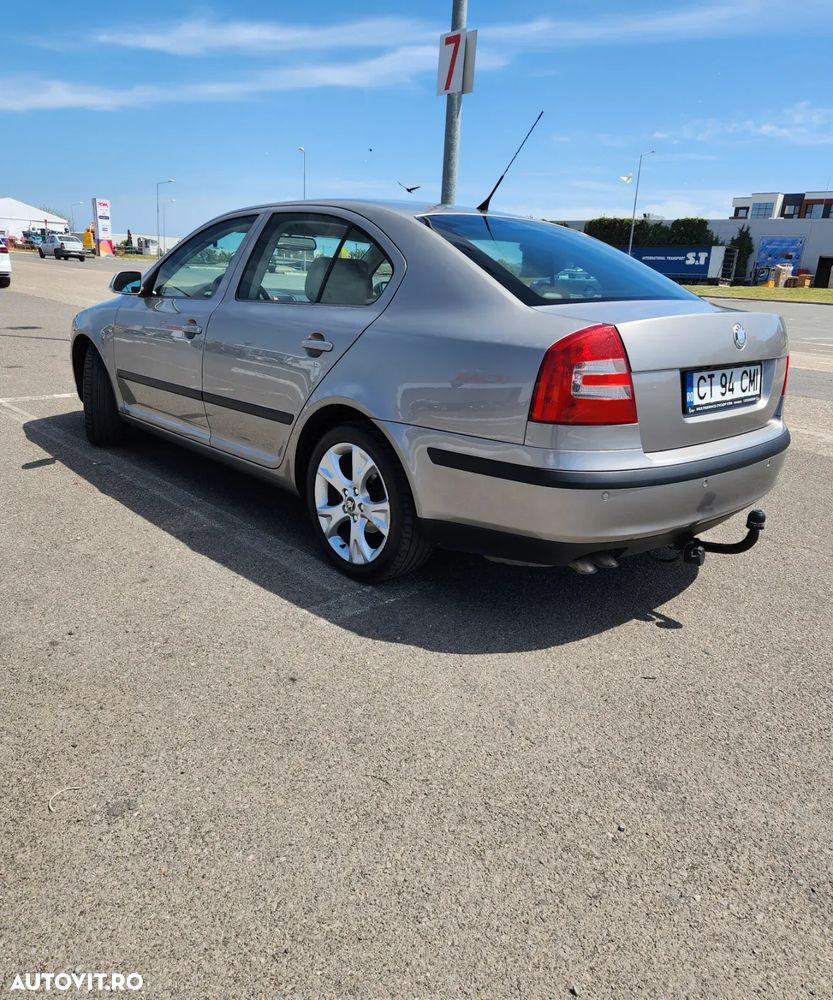 Skoda Octavia 2.0 TDI DPF DSG Ambition - 4