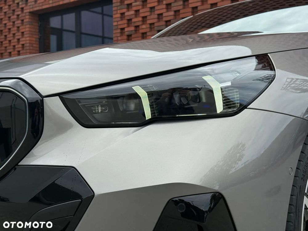 BMW Seria 5 - 10