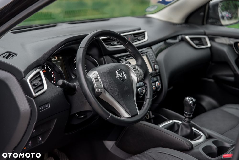 Nissan Qashqai 1.6 DIG-T Tekna - 28