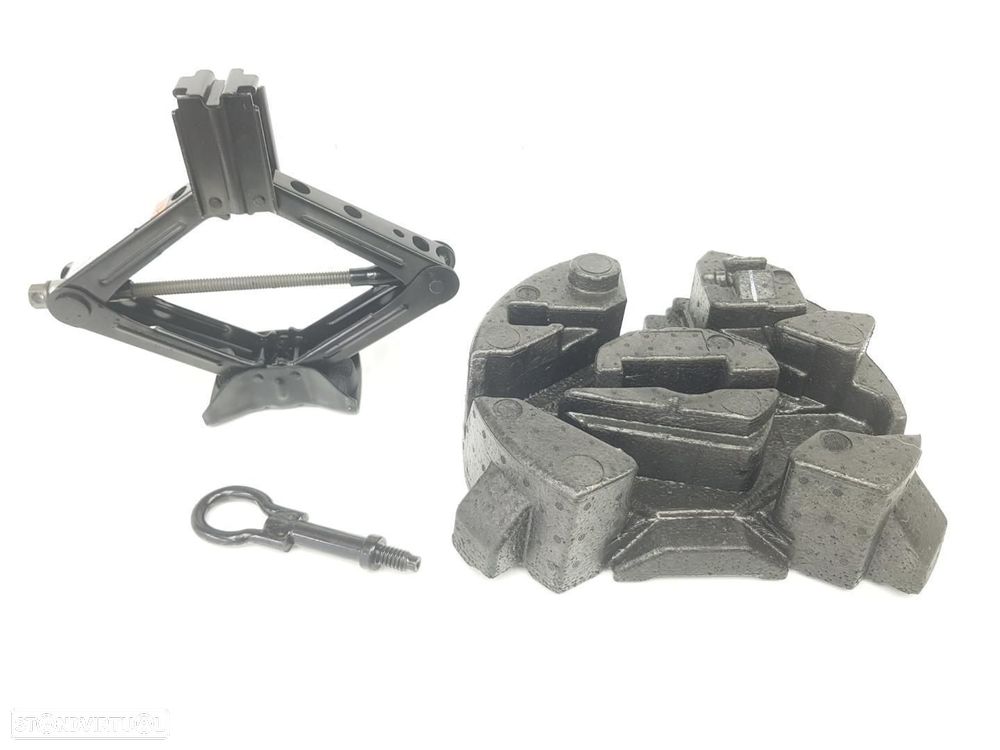 MACACO FORD KUGA CBS - 1