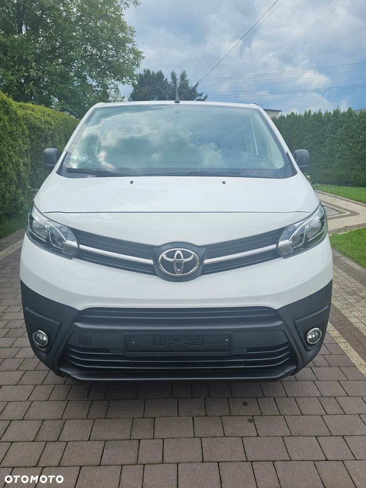 Toyota Proace Verso - 2