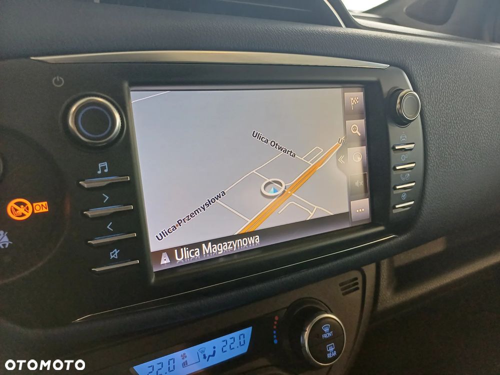Toyota Yaris 1.5 Selection - 23