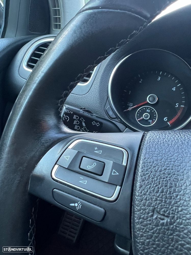 VW Golf 1.6 TDi Edition DSG - 12