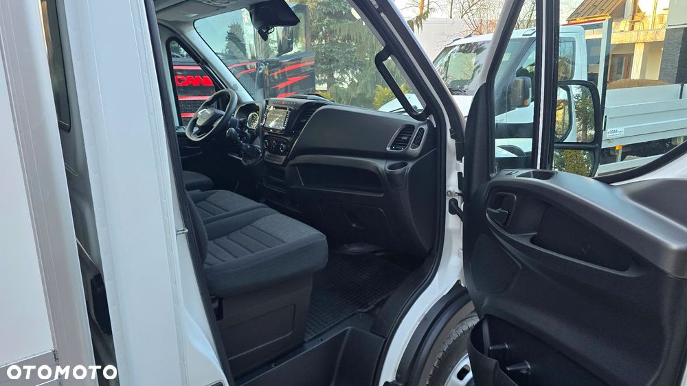 Iveco ❗️❗️DAILY 3.0 180Km 50C18 JAK NOWY ❗️❗️NOWY MODEL / CHŁODNIA MROŹNIA -32 +32 / ZASILANIE 230V / PIERWSZY WŁASCICIEL / NAVI / KAMERA COFANIA / FULL LED / TEMPOMAT AKTYWNY / BLIŹNIAKI / GRUBA SCIANKA / ZABUDOWA IGLOOCAR / AGREGAT CARRIER / WERSJA WZMOCNIONA / FULL OPCJA / SERWIS ASO / SALON POLSKA / 35C15 50C15 35C18❗❗ JAK Z SALONU - NOWY -❗❗ - 31