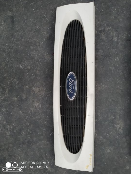 Grelha central Ford - 5