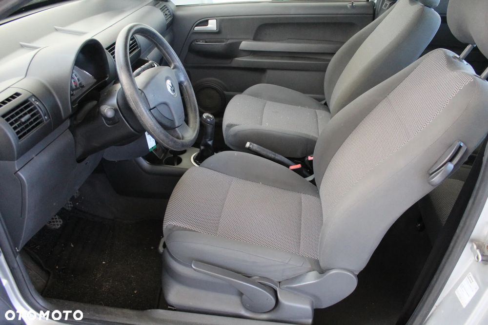 Volkswagen Fox 1.2 - 12