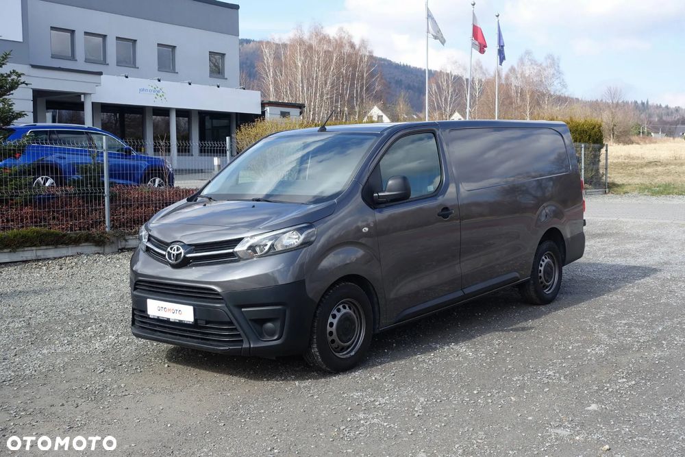 Toyota Proace - 1
