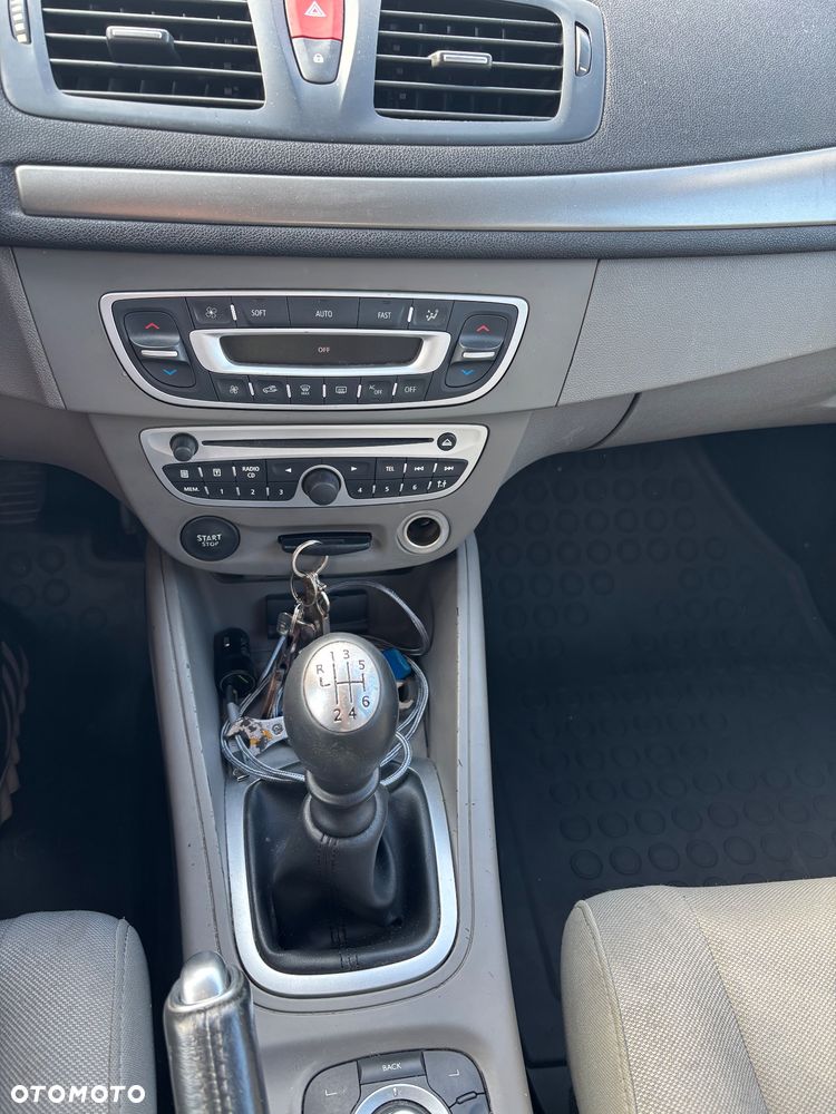 Renault Megane 1.5 dCi Dynamique - 6