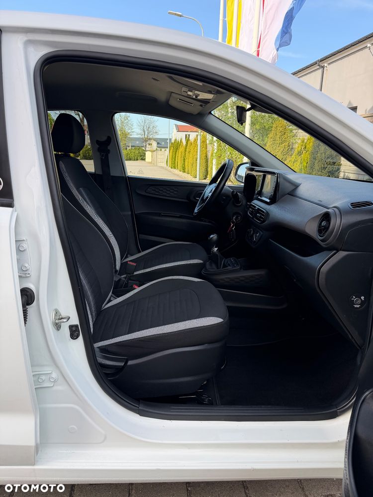 Hyundai i10 1.0 EDITION 30 - 24