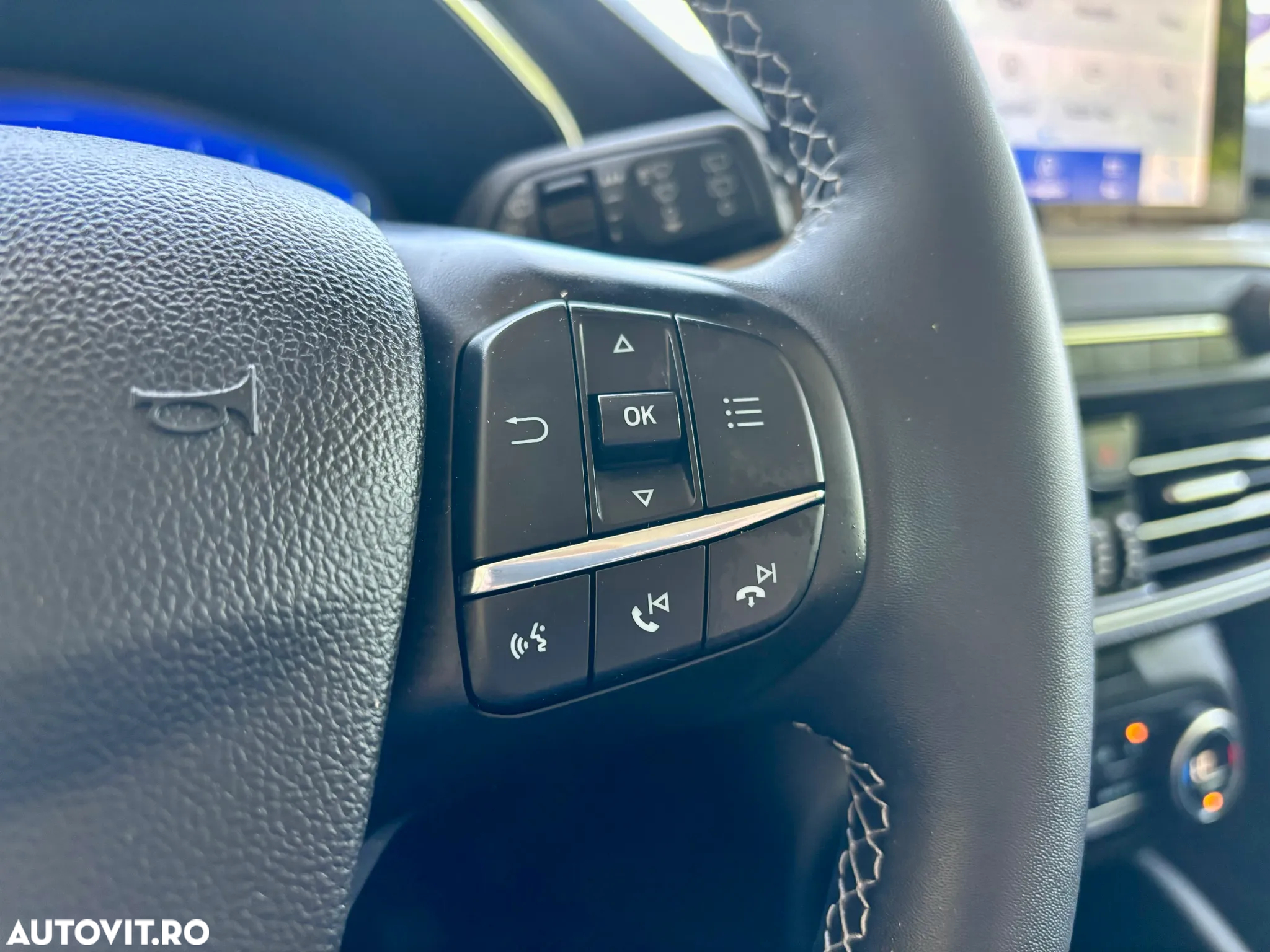 Ford Focus 1.0 EcoBoost Connected - 18