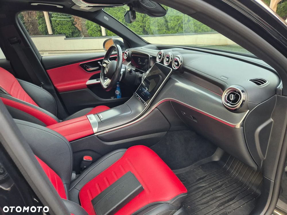 Mercedes-Benz GLC 300 4Matic 9G-TRONIC AMG Line Advanced - 16