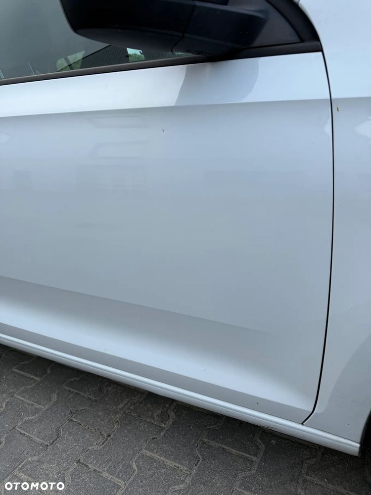 SKODA RAPID LS9R DRZWI PRAWE PRZÓD PRZEDNIE KOMPLETNE W KOLOR - 2