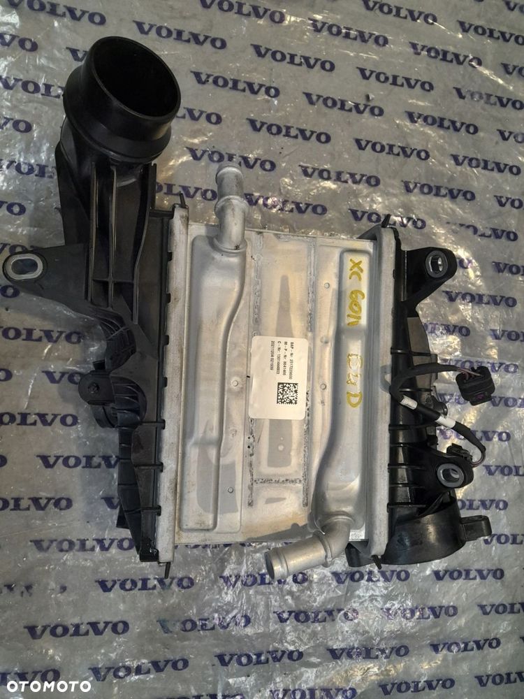 CHŁODNICA INTERCOOLER 32339085 VOLVO XC60 II 2.0 B4D 2022R W-WA - 1