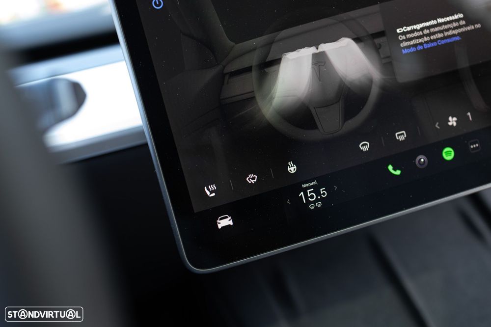 Tesla Model Y Long Range Dual Motor AWD - 22